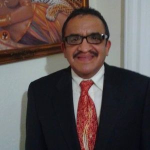 Meet your Posher, Augusto